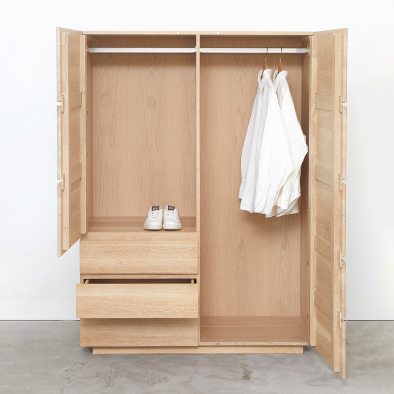 FLINT Wardrobe