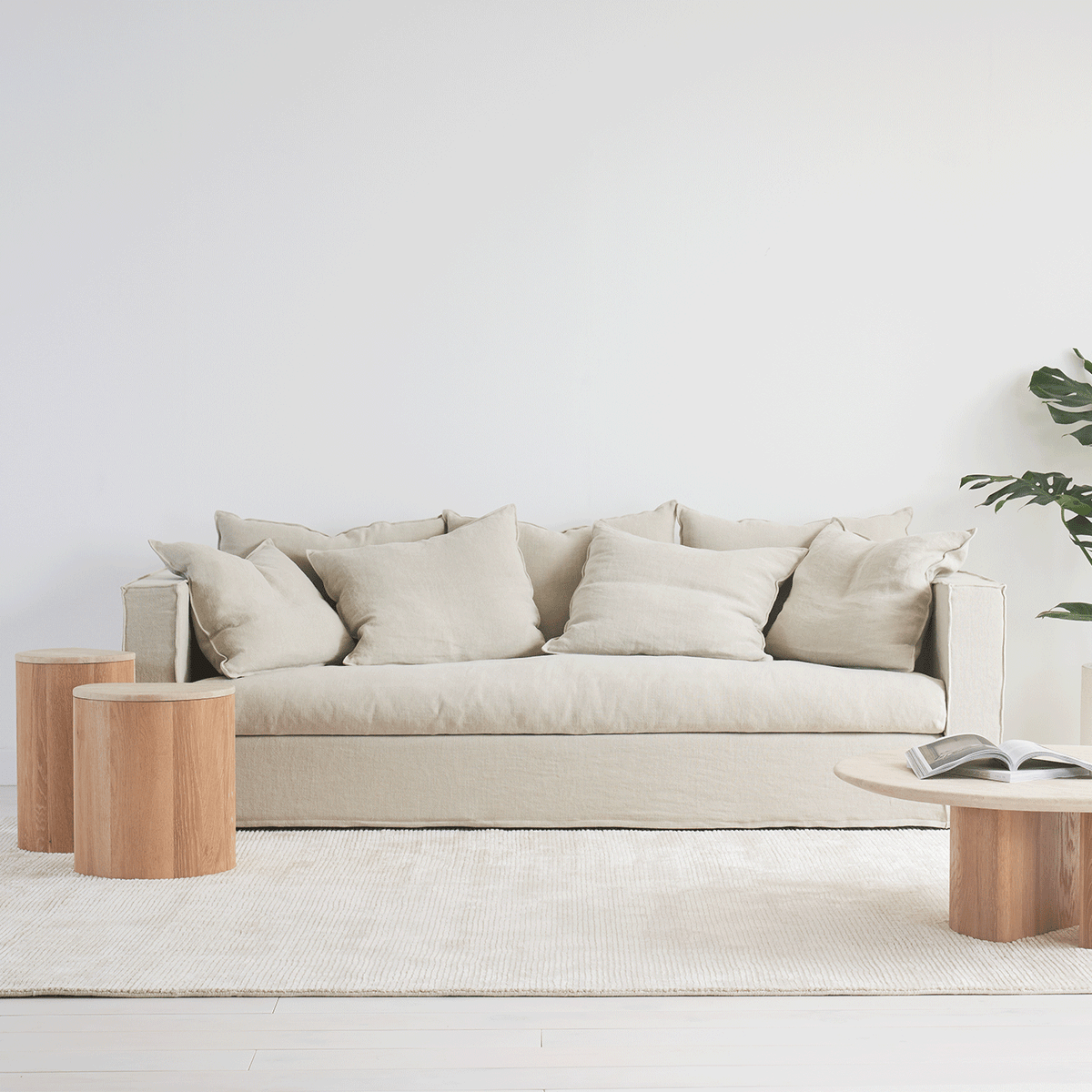 HEIRLOOM Sofa