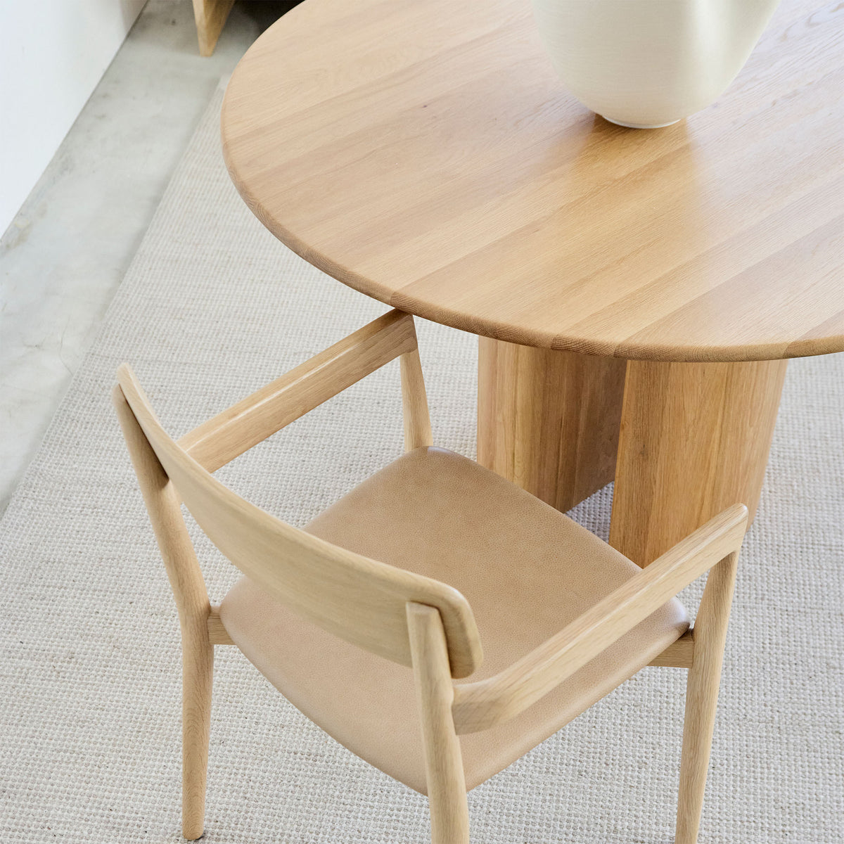OSTARA Natural Oak Dining Table