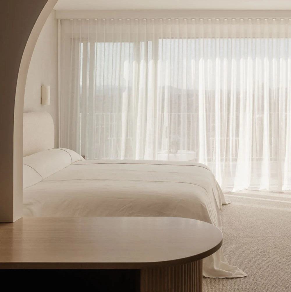 CHATEAU BEDCOVER | IVORY/NATURAL PIPING
