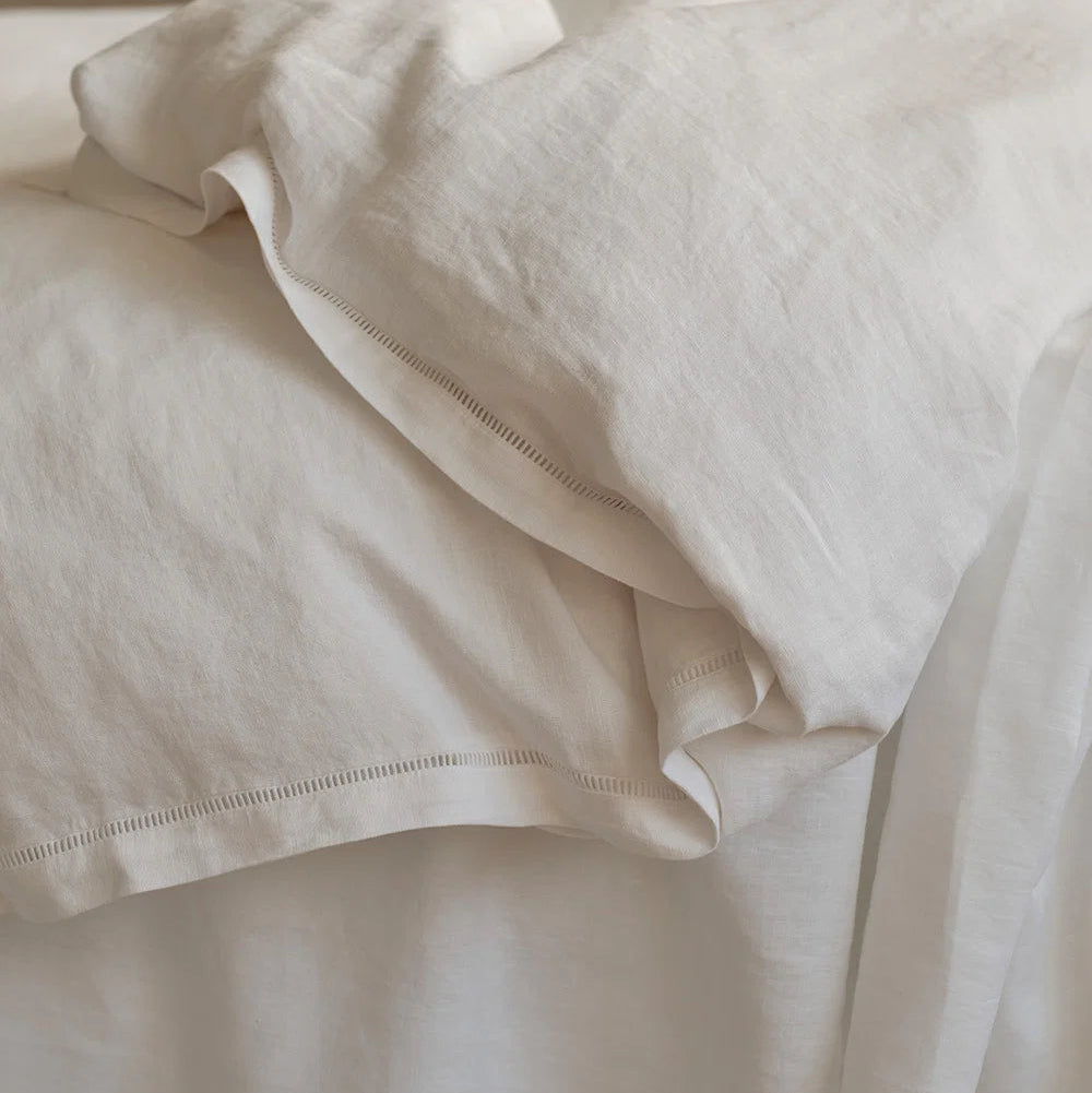 BESPOKE QUILT SET | WHITE