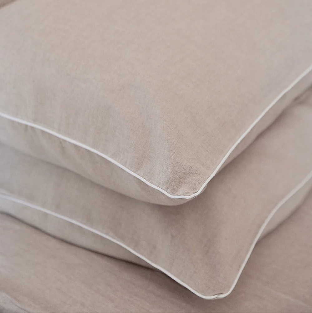 PIPED QUILT SET | NATURAL/WHITE