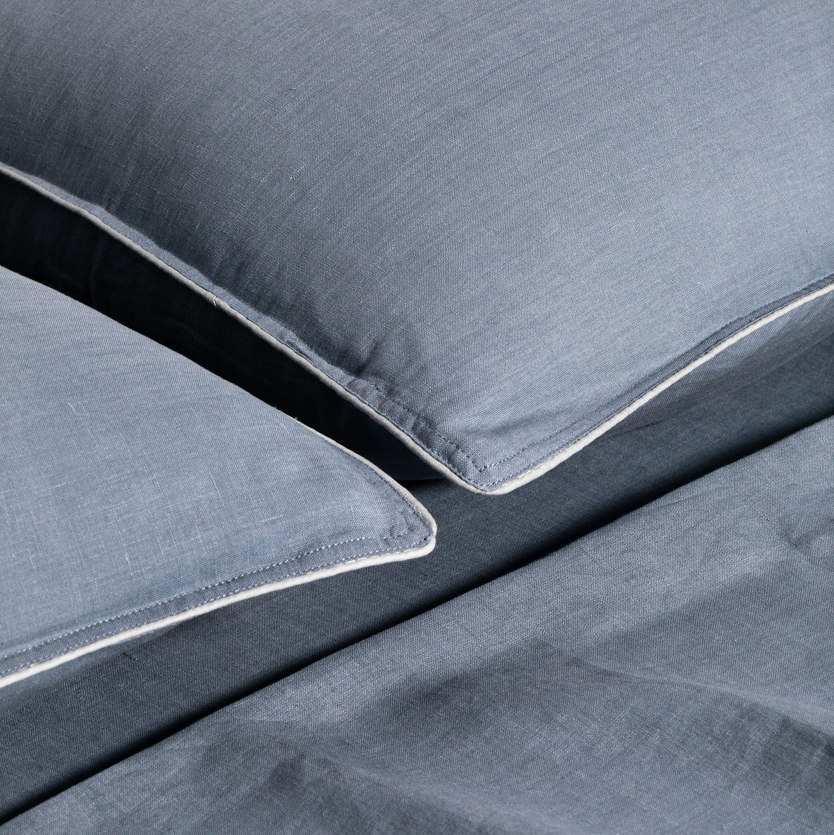 PIPED QUILT SET | LIBERTY/CLOUD