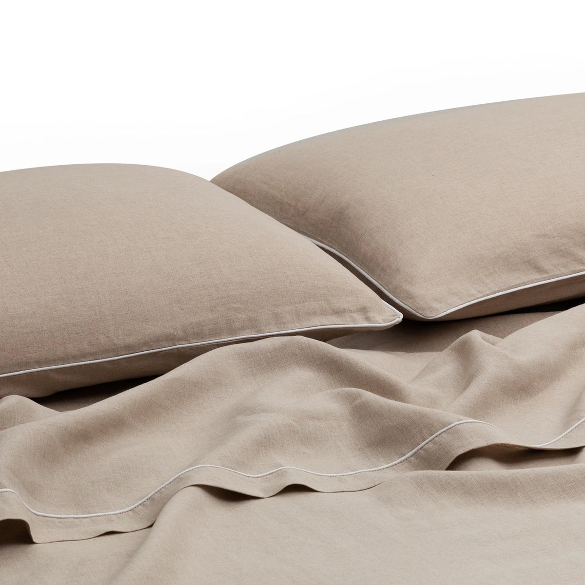 PIPED QUILT SET | NATURAL/WHITE