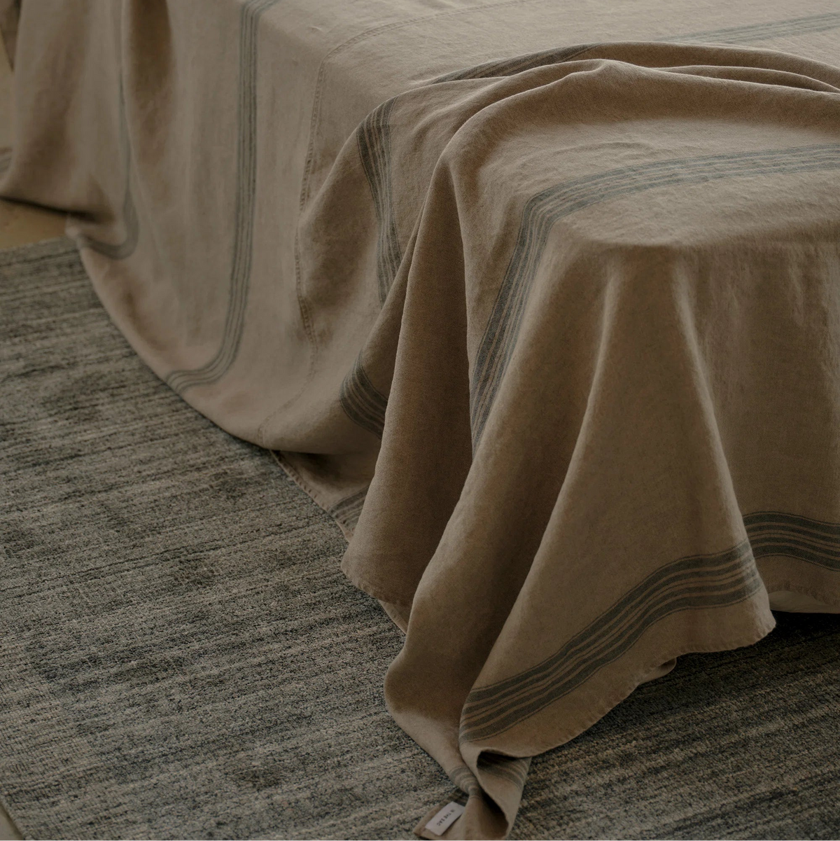 NOMAD BEDCOVER | SABLE