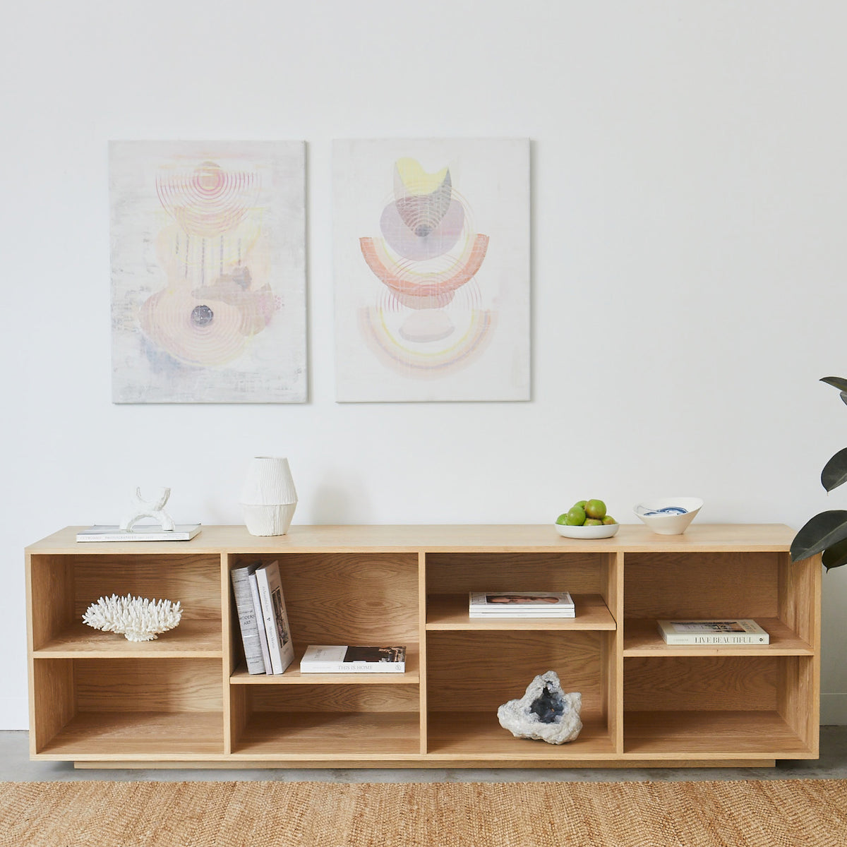 AVERY Bookshelf