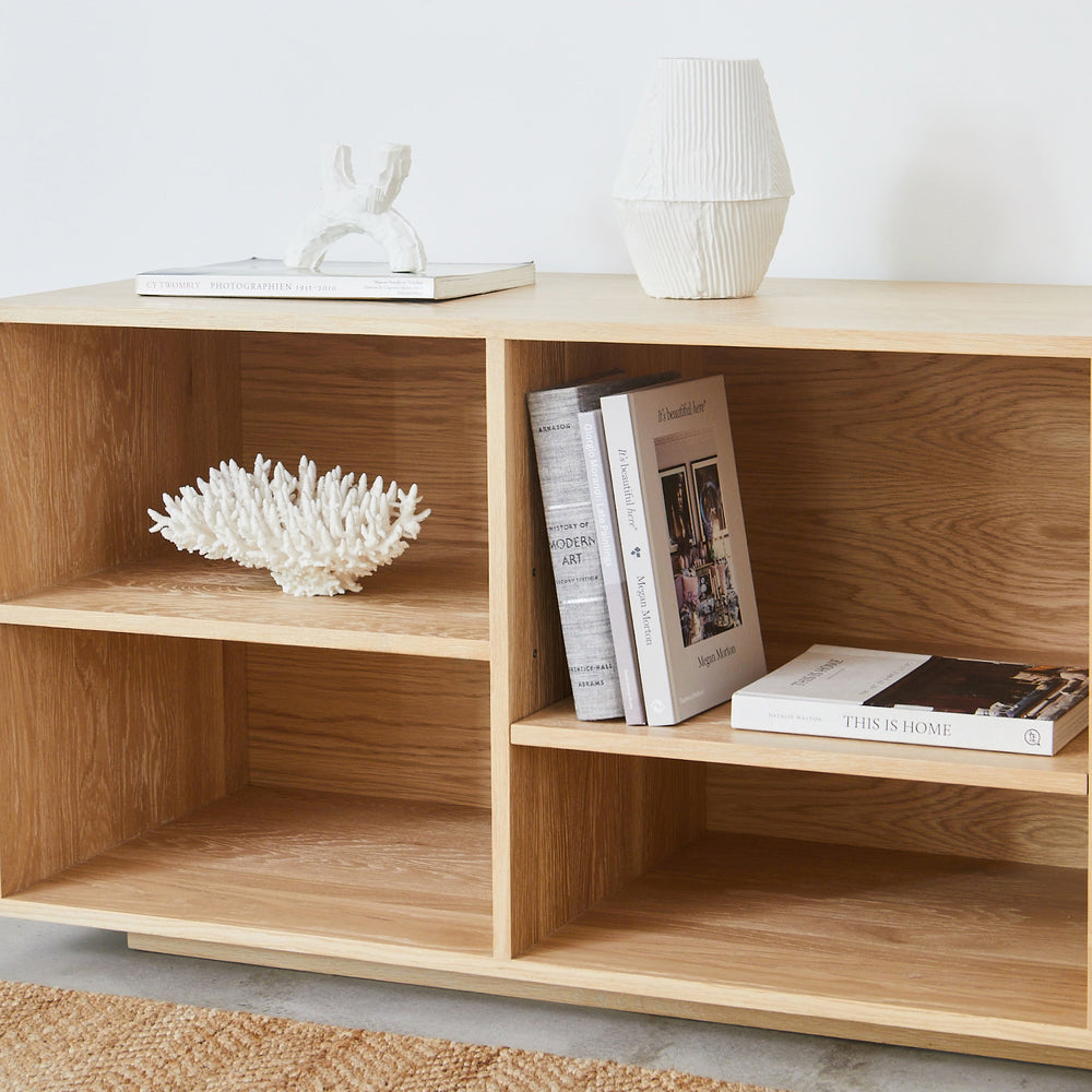 Avery Bookshelf