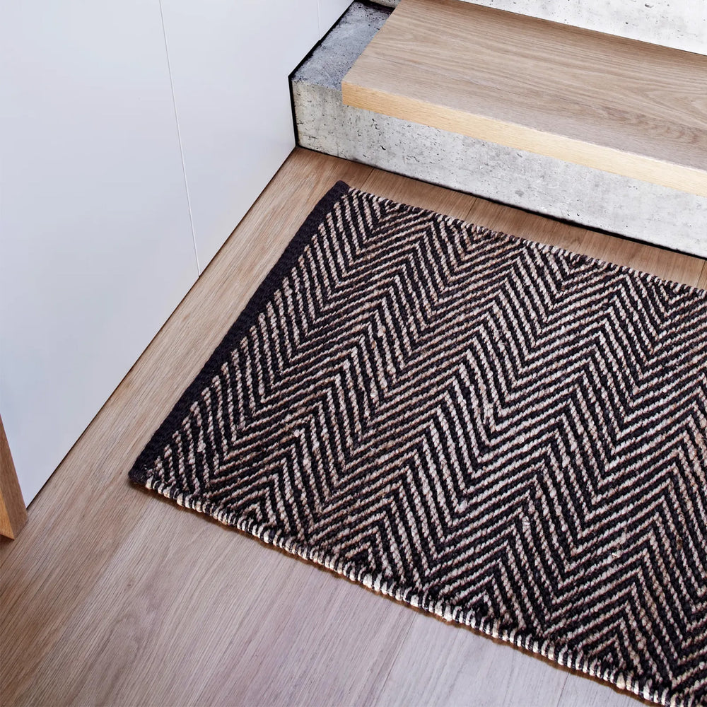 Serengeti Mat Charcoal - Nook