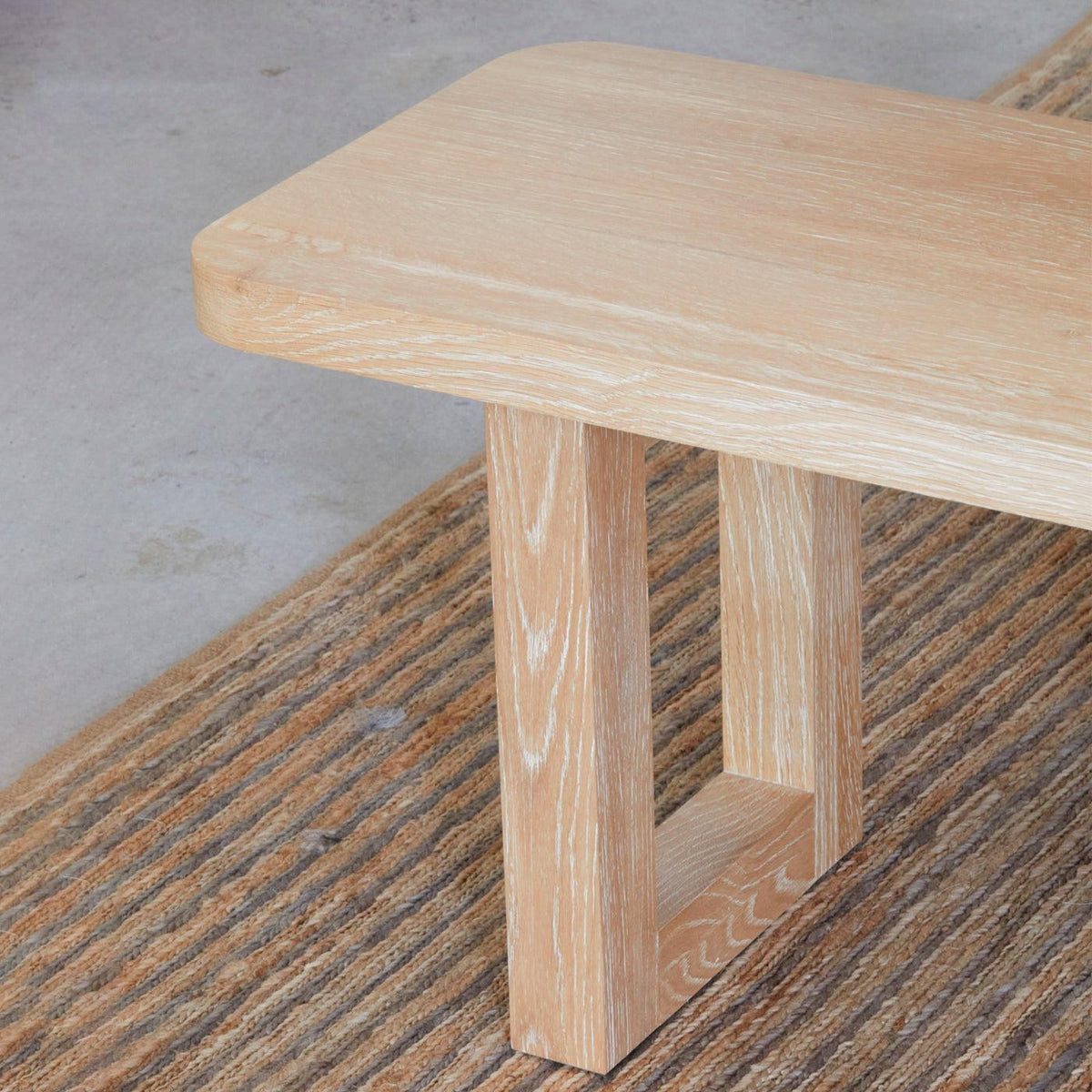 Nova Bench-Bench-Totem Road